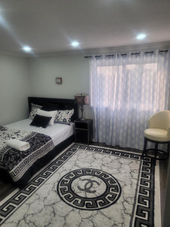 Treasure'S Lodge มิสซิสซอกา ภายนอก รูปภาพ
